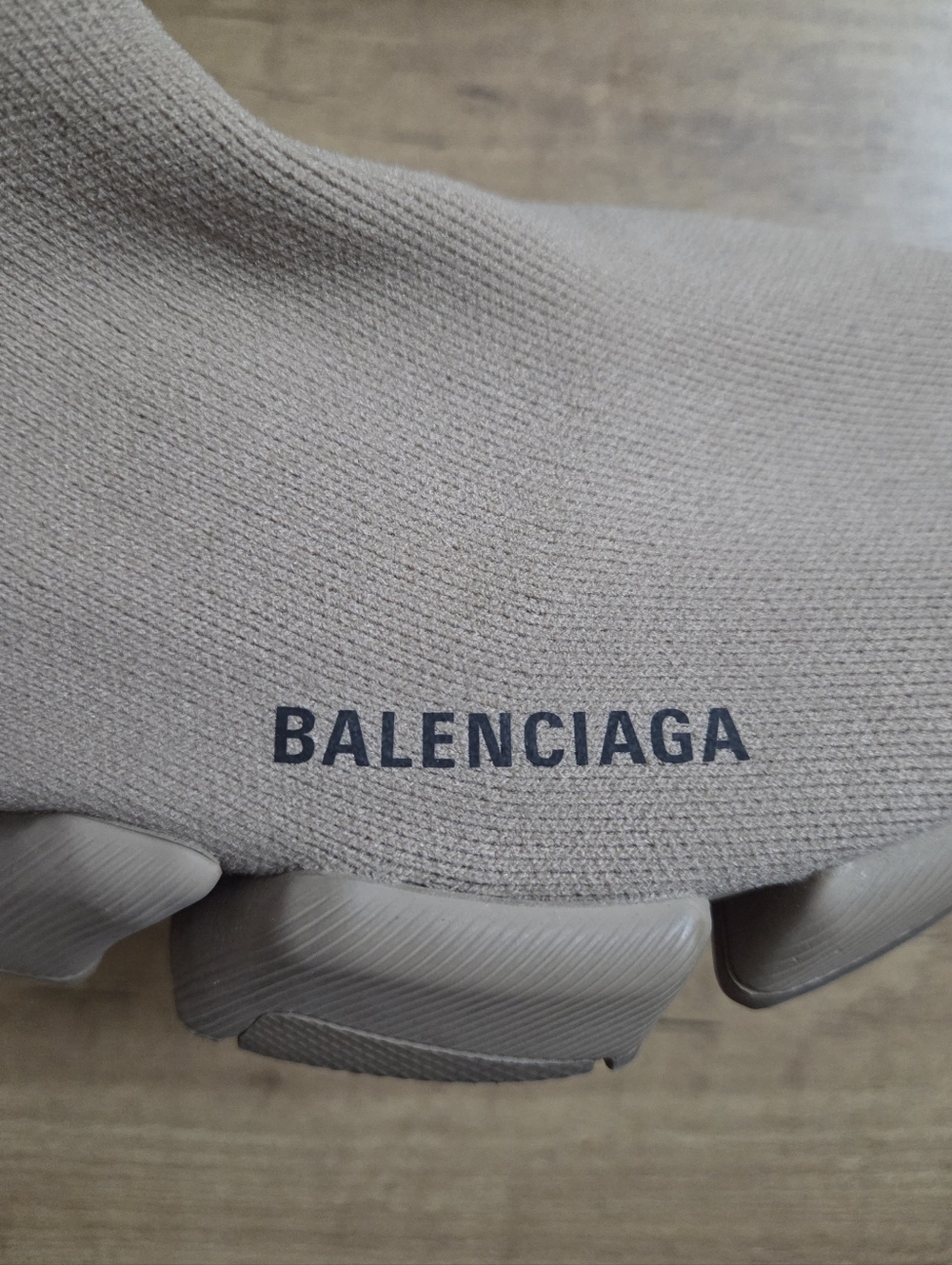 BALENCIAGA Taupe Speed 2.0 Sneakers - Picture 9 of 16